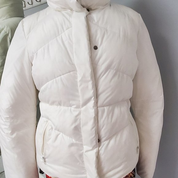 NWT White Puffer Jacket - Picture 6 of 8